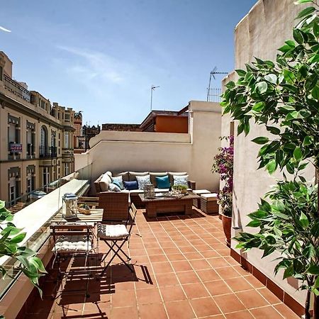 Mini Hotel In The Heart Of Sevilla For Exclusive Usage Buitenkant foto