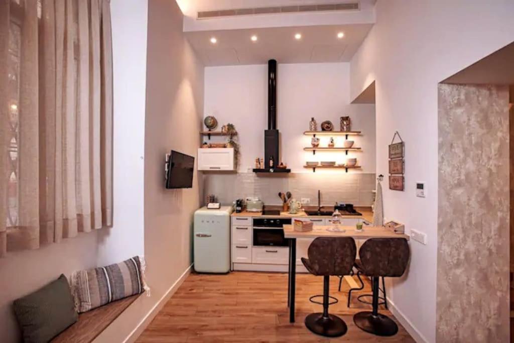 Mini Hotel In The Heart Of Sevilla For Exclusive Usage Buitenkant foto