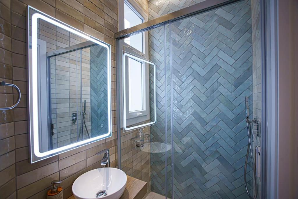 Mini Hotel In The Heart Of Sevilla For Exclusive Usage Buitenkant foto