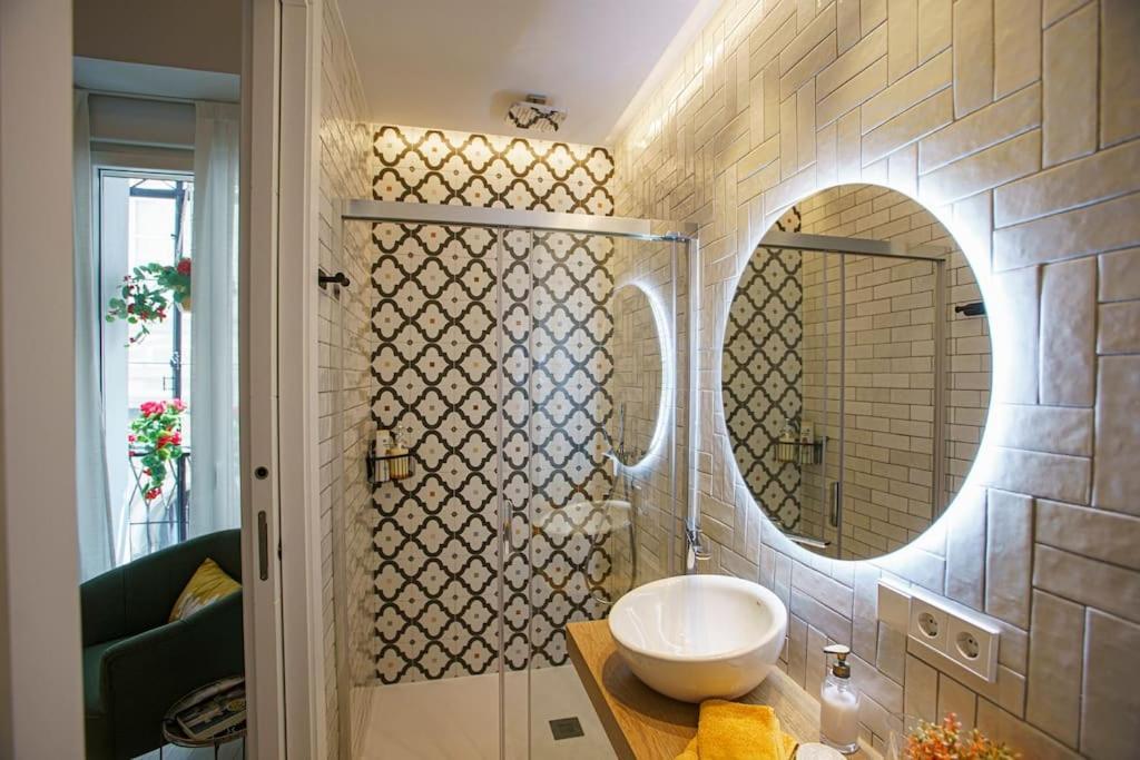 Mini Hotel In The Heart Of Sevilla For Exclusive Usage Buitenkant foto